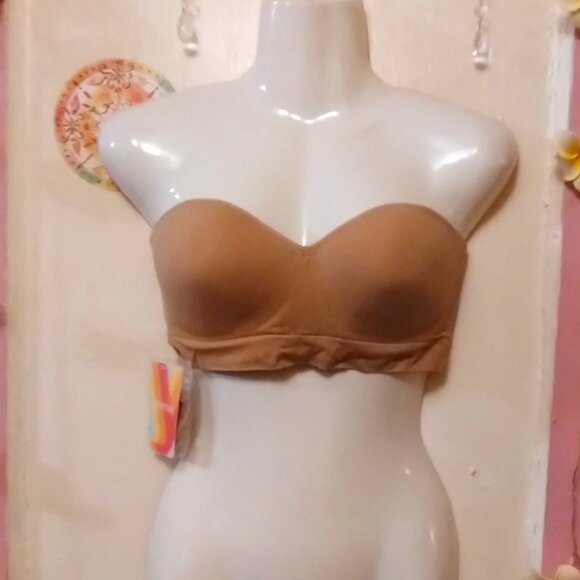 Yummie (M) Peyton Contour Strapless Convertible Bra - Picture 1 of 8